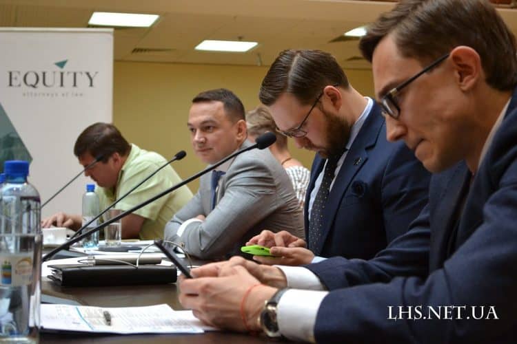 Сьогодні жоден правоохоронець не був притягнутий до відповідальності за дії, які ми, адвокати, вважаємо явними порушеннями