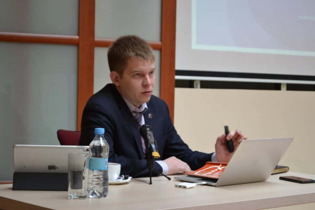 Бути активними у підготовчому засіданні закликав слухачів LHS партнер АО «BARRISTERS» Олександр Шадрін